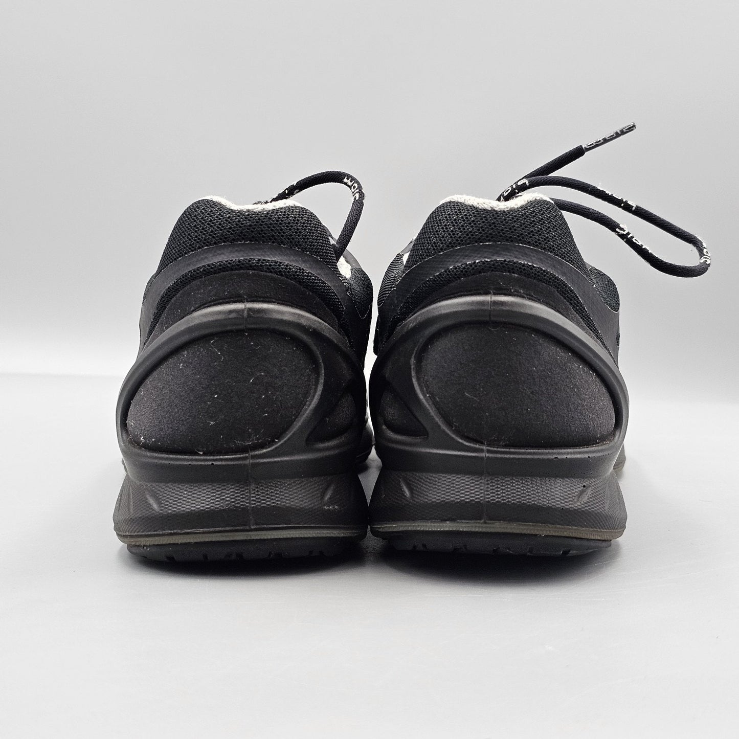 Ecco Men's Size 42 EU 8 US VGC Biom Fjuel Black Mesh & Suede Golf Sneakers Shoes