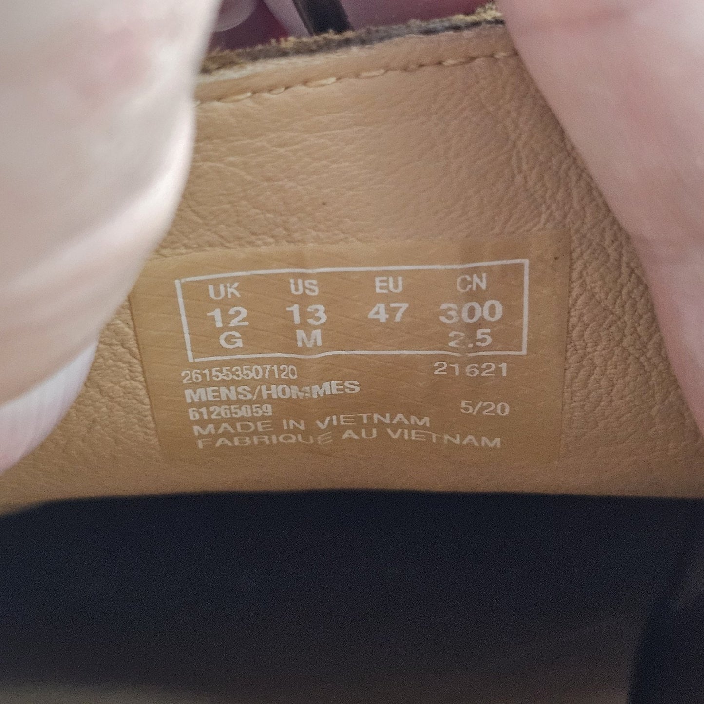Clarks Men's Size 13 M Tan Suede Crepe Sole Casual Dress Oxfords READ