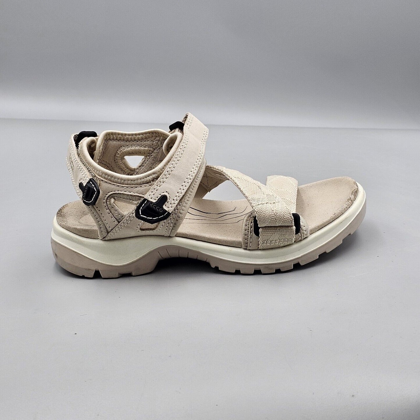 Ecco Women's Size 5 US 36 EU GUC Yucatan Offroad Beige Strappy Hiking Sandals