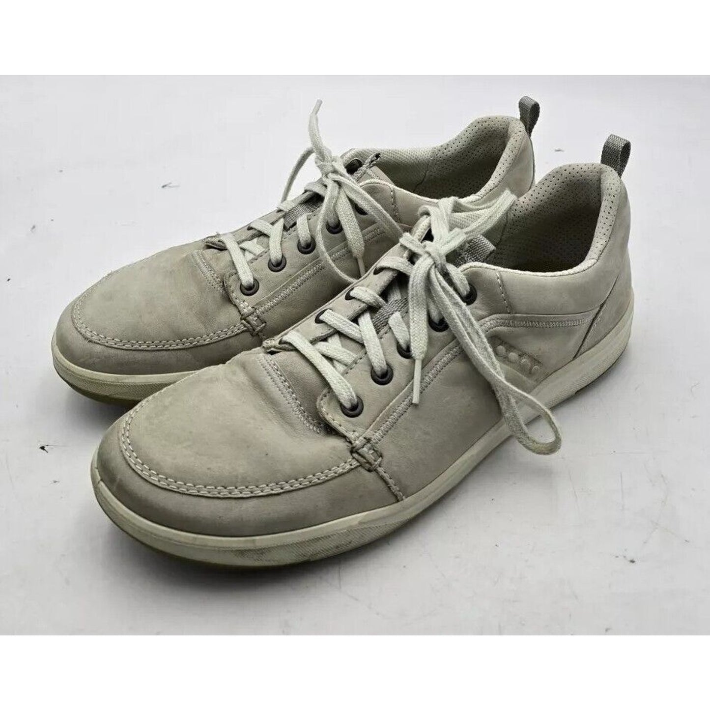 ECCO Men's Size 9 US 43 EU Beige Gray Leather Lace Up Sneakers Shoes