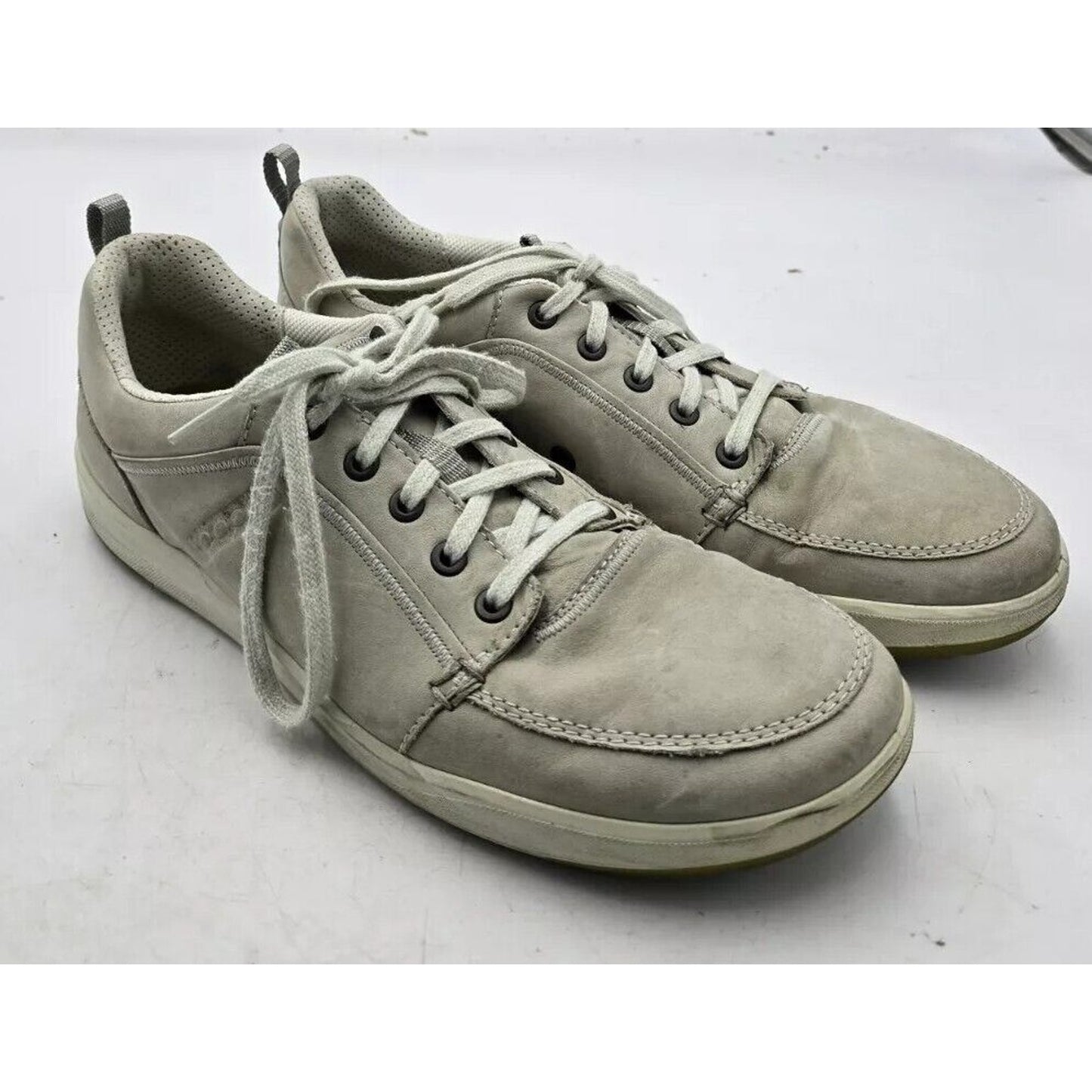 ECCO Men's Size 9 US 43 EU Beige Gray Leather Lace Up Sneakers Shoes