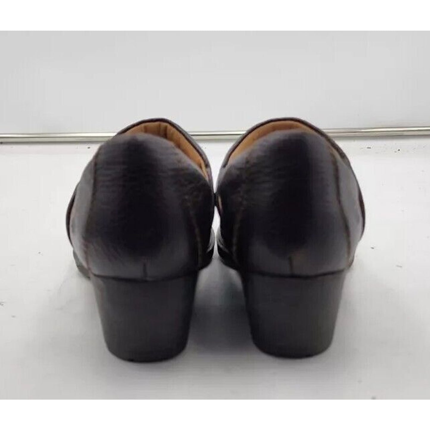 Born Women's Size 7 US Brown Leather Pull On Heels Clogs Shoes EUC! B97235