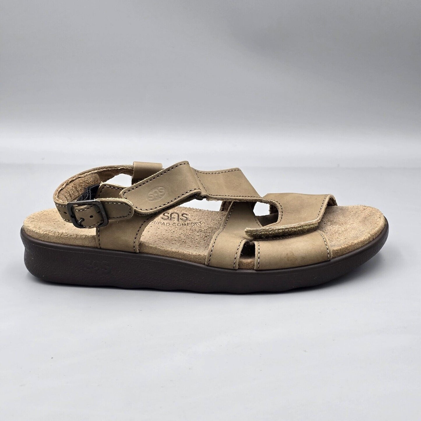 SAS Women's Size 9.5 N VGC Narrow Tripad Huggy Beige Leather Cross Strap Sandals