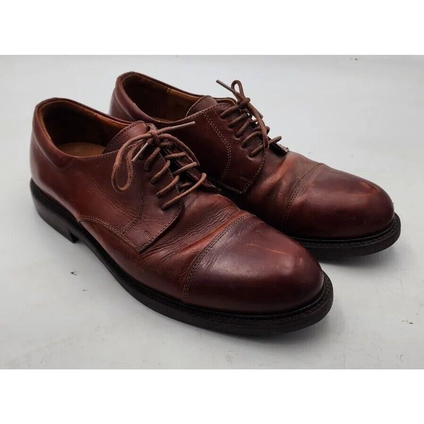 Johnston & Murphy Mens Size 10.5 Handcrafted Brown Leather Cap Toe Oxfords Shoes