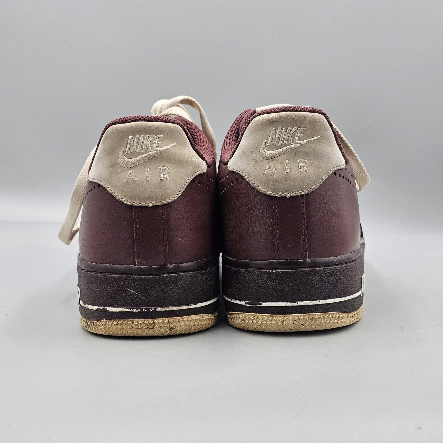 Nike Men's Size 10.5 US Air Force 1 Low Burgundy Sneakers 2010 READ 315122-603