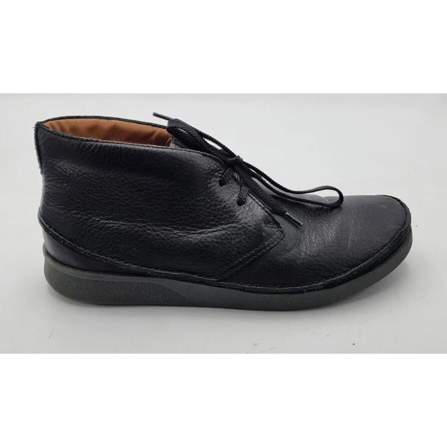 CLARKS ACTIVE AIR Black Soft Leather Chukka Boots Shoes Men's Size 9.5 M US EUC
